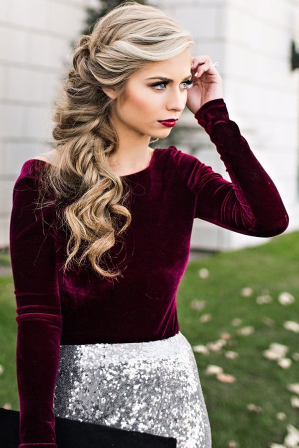 Christmas Party Hairstyle For Women 3